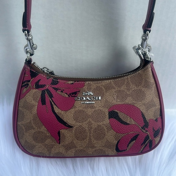 New COACH Teri Mini Crossbody Bag In Signature Canvas With Bow Print - Picture 8 of 11